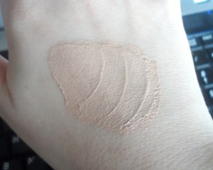 It only just matches my skin tone.
