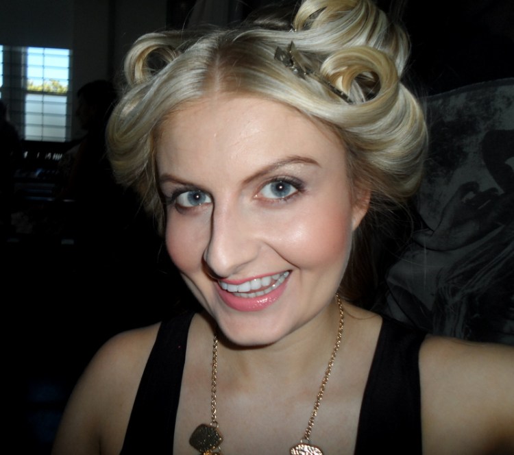 Yes, I'm a bit pale but it's still pretty.