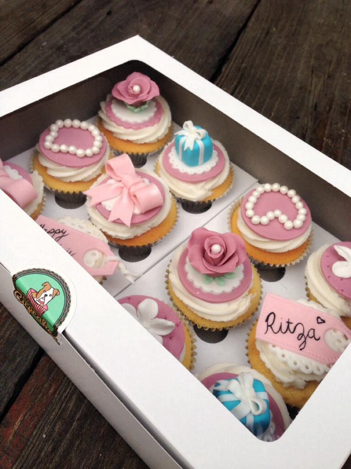 Errrmigod! How much do we love the little blue Tiffany boxes?