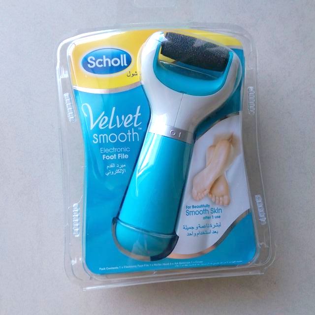 Scholl Velvet Smooth electronic foot file, R399.