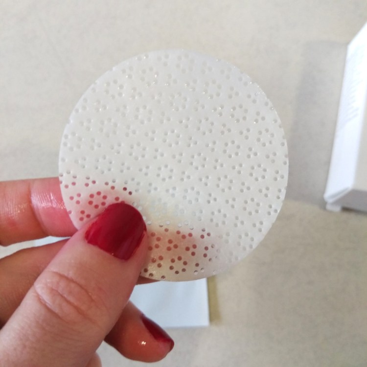 Each pad is wet enough to do your whole face and a bit of your decolletage too.