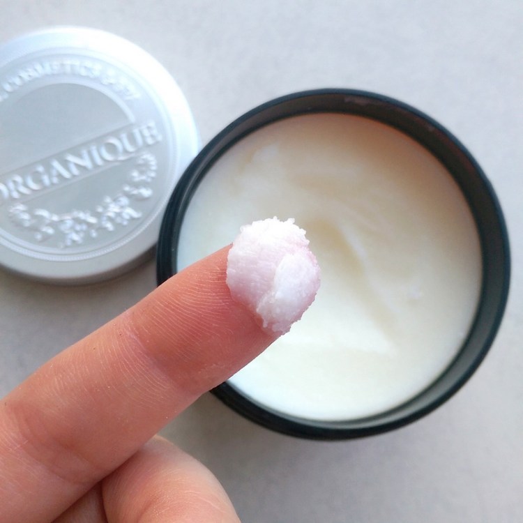  Ingredients-wise, you're looking at an all natural mix that includes Shea butter, bees wax, plant oils like soya bean, avo and grapeseed plus vitamin E.