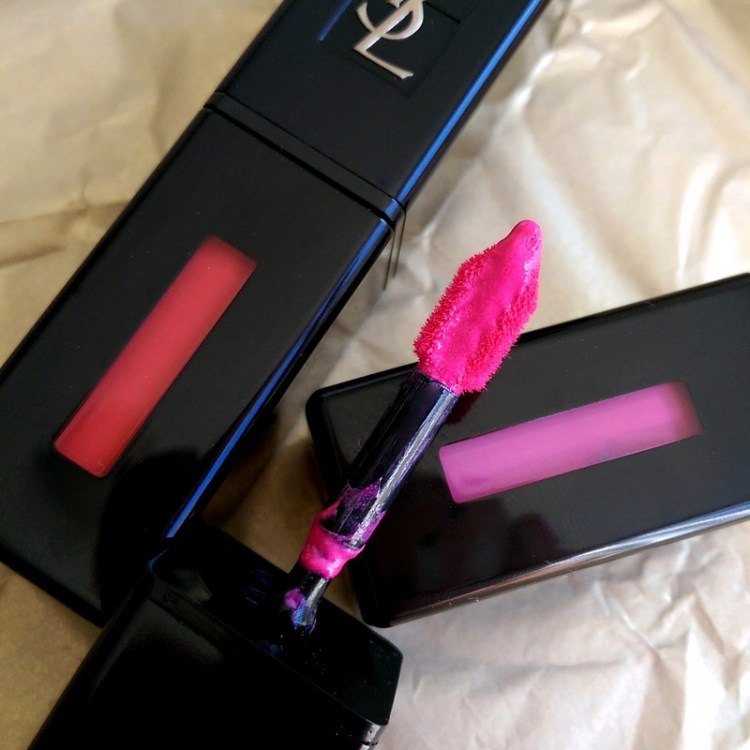 A precision tip makes applying easier but I tend to end up using my finger to smooth it out once on.