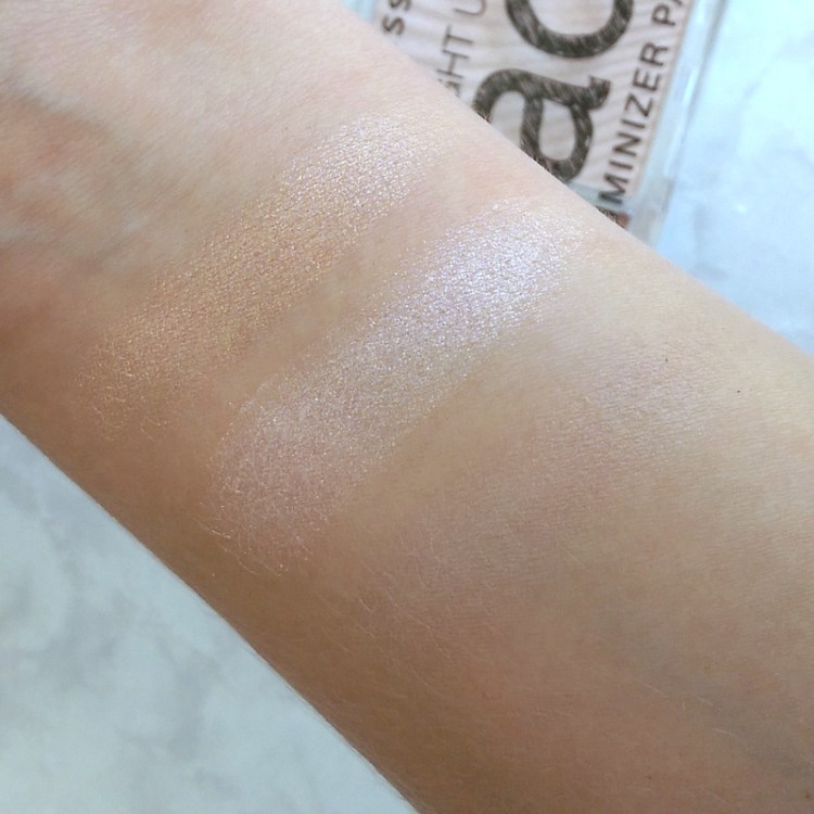 You can't really see the shade on the right as it's a perfect match for my skin tone.