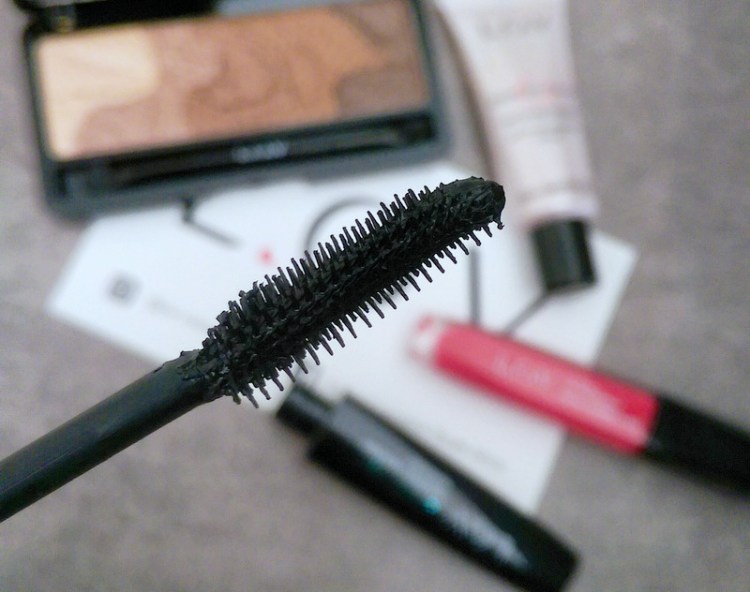 Short li'l bristles perfectly spaced = yes please!