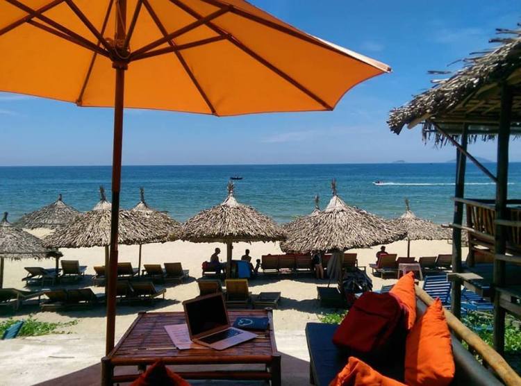 36319054_471092860033973_4035958915257597952_n